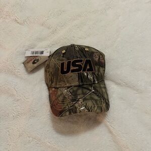 NWT Mossy Oak Camo Hat